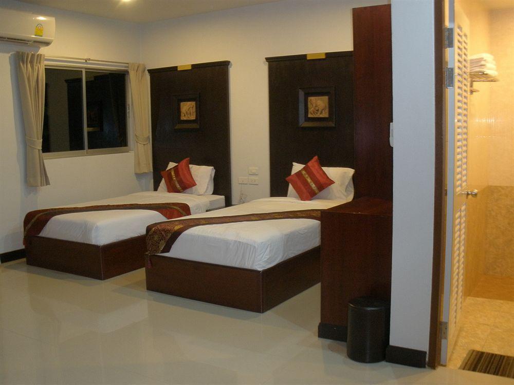 C.A.P Mansion Phuket Exterior foto