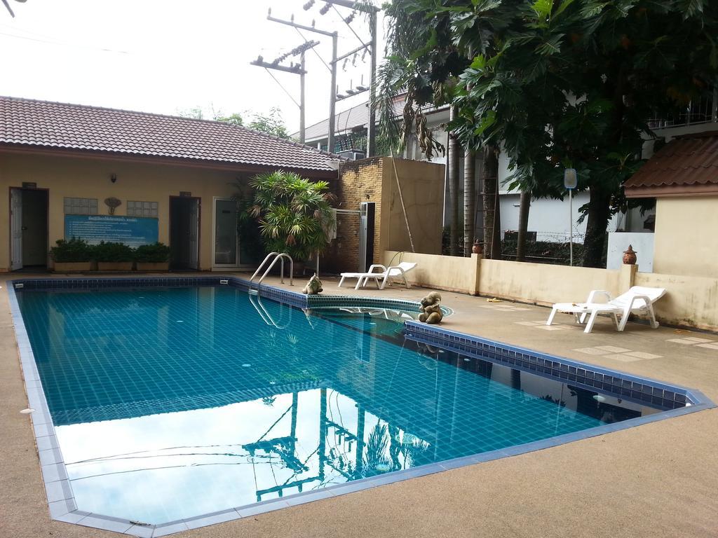 C.A.P Mansion Phuket Exterior foto