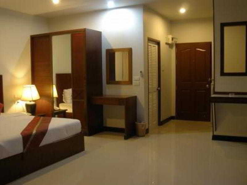 C.A.P Mansion Phuket Exterior foto